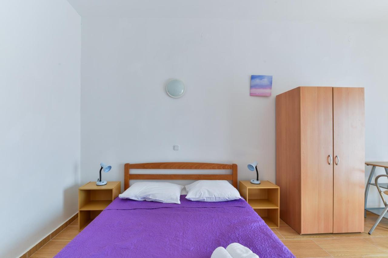 Apartments Lavanda トゥラニ エクステリア 写真